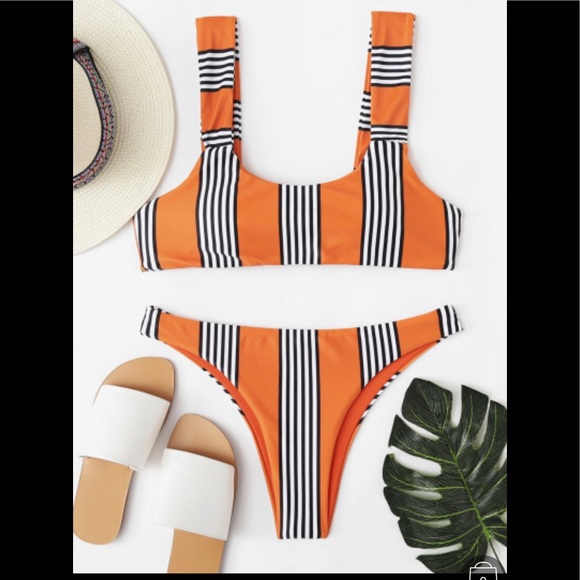 Striped bikini set - Picture 1 of 5